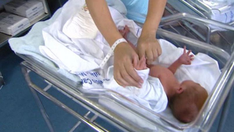 Condenan al Servicio Canario de Salud por un error en el cambio de una niña