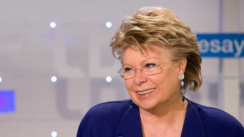 La vicepresidenta de la Comisión Europea y comisaria de Justicia,  Viviane Reding, ha expresado este jueves su "confianza" y  "admiración" por España y ha destacado la "gran valentía" del  Gobierno de Mariano Rajoy