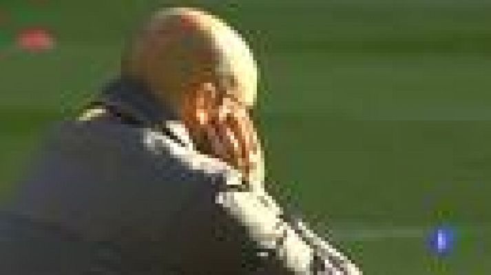 Telediario 1 - El Barcelona, obligado a ganar el 'clásico'