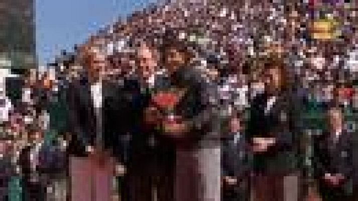  - Rafa Nadal alza su octavo trofeo de Montecarlo
