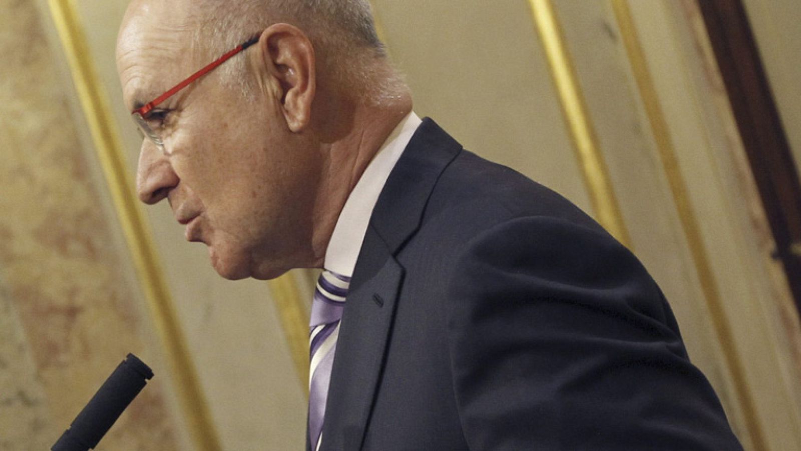 Todos los partidos de la oposición critican los Presupuestos del Estado defendidos por Montoro