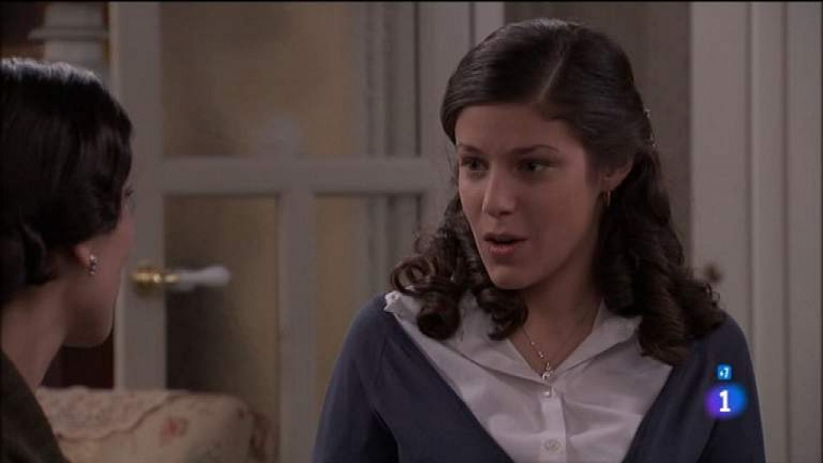 Amar en tiempos revueltos - T7 - Capítulo 161 - Estrella y Manolita comparten confidencias - ver ahora