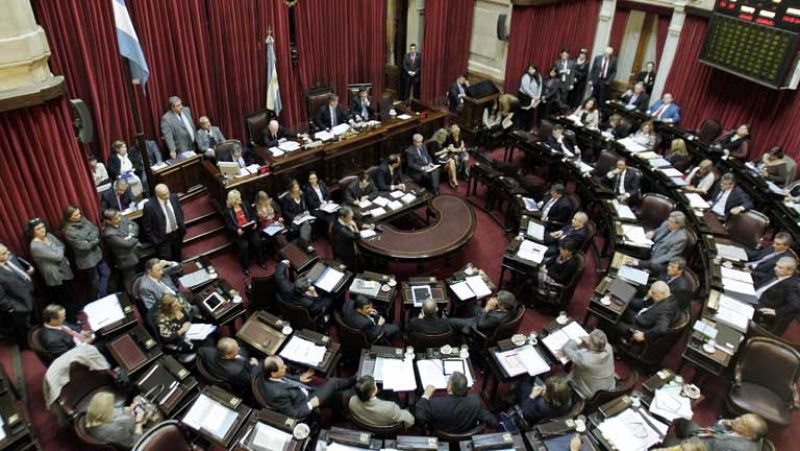 El Senado argentino convalida la expropiación de YPF