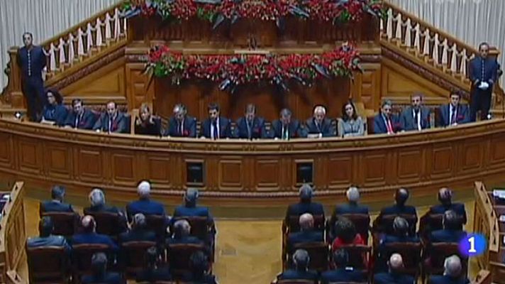 Telediario 1 - Revolución de los Claveles