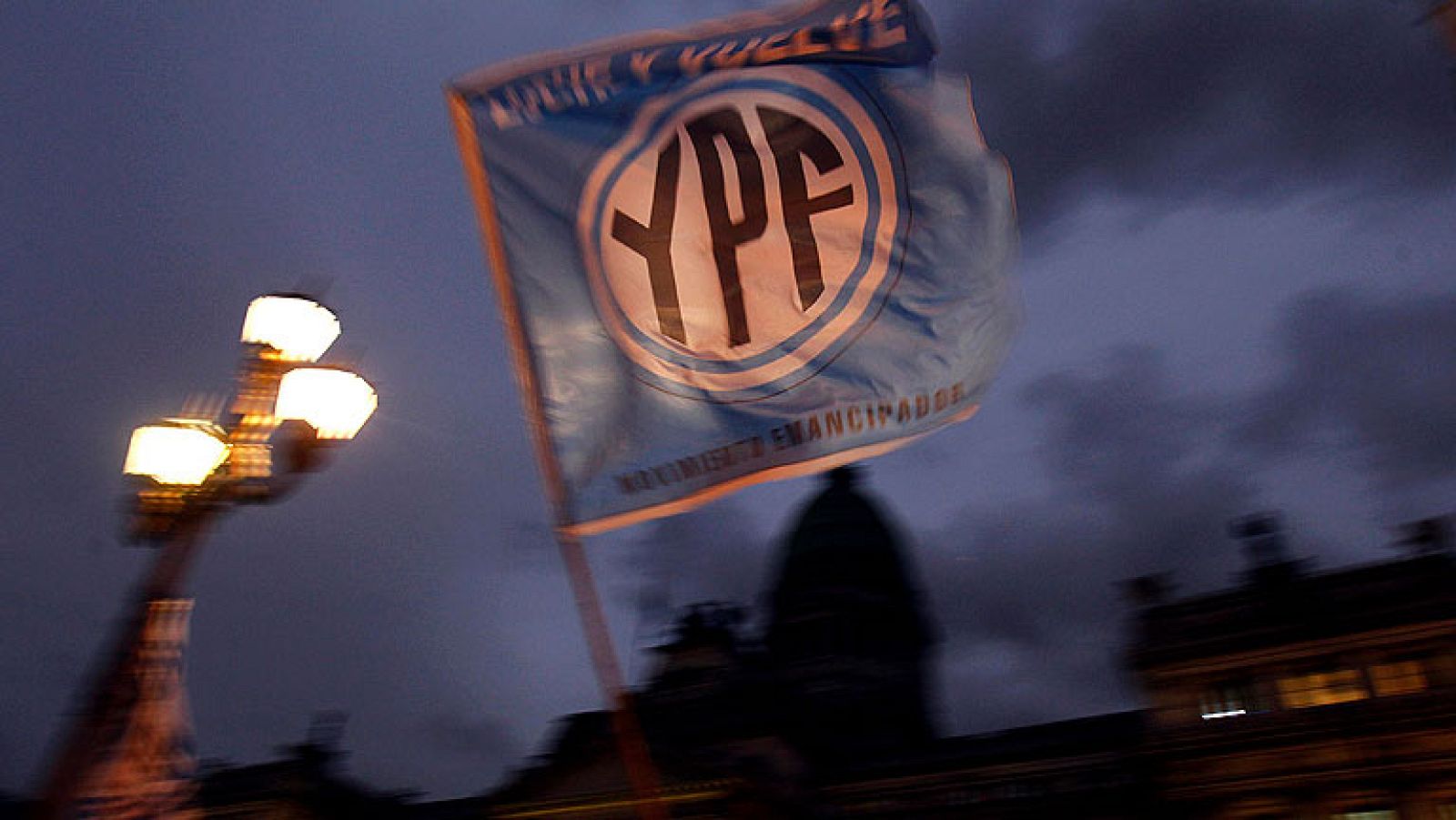 El oficialismo argentino suma apoyos en el Senado para la expropiación de YPF