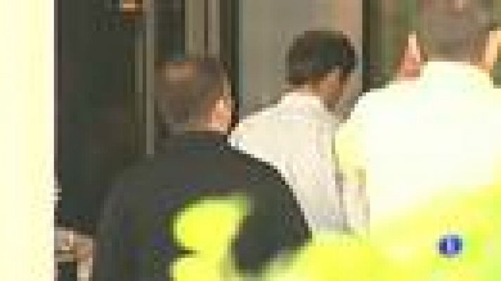 Telediario 1 - Reacciones al informe del FMI