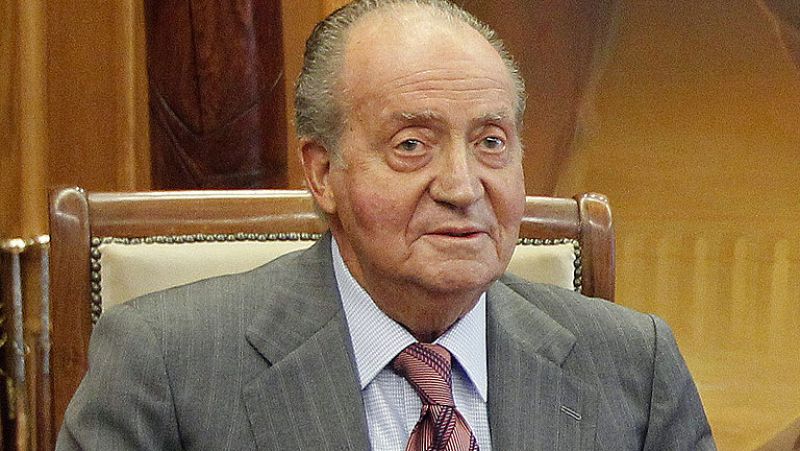 El rey, intervenido de nuevo por una luxación en la cadera derecha