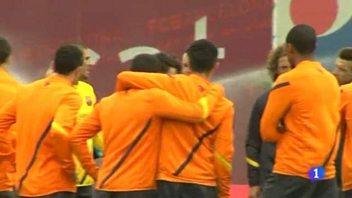 Telediario 1 - El Barcelona vuelve a la Liga