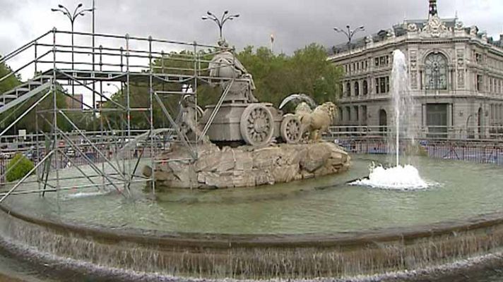 Telediario 1 - La Cibeles ya casi está vestida de blanco