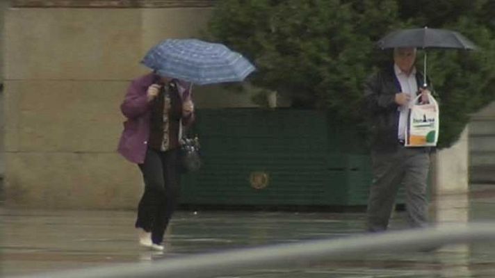 Telediario 1 - Telediario 2 en 4' - 30/04/12