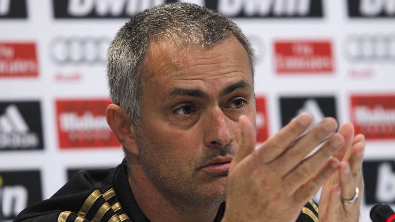 Mourinho espera por su primera liga blanca