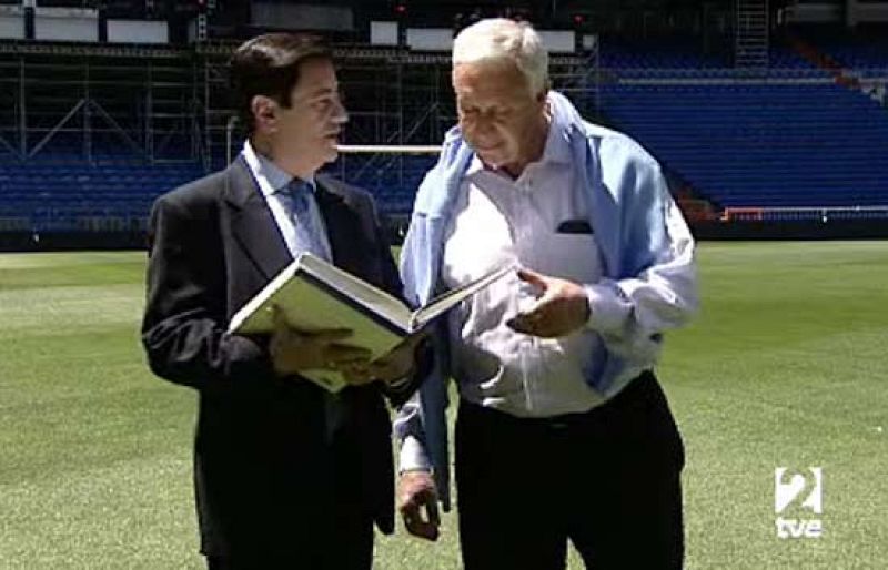 El exmadridista Juan Santisteban, doble campeón de Europa con el Madrid y segundo entrenador del club blanco con Di Stéfano, analiza por qué la selección española no pasa de cuartos.  