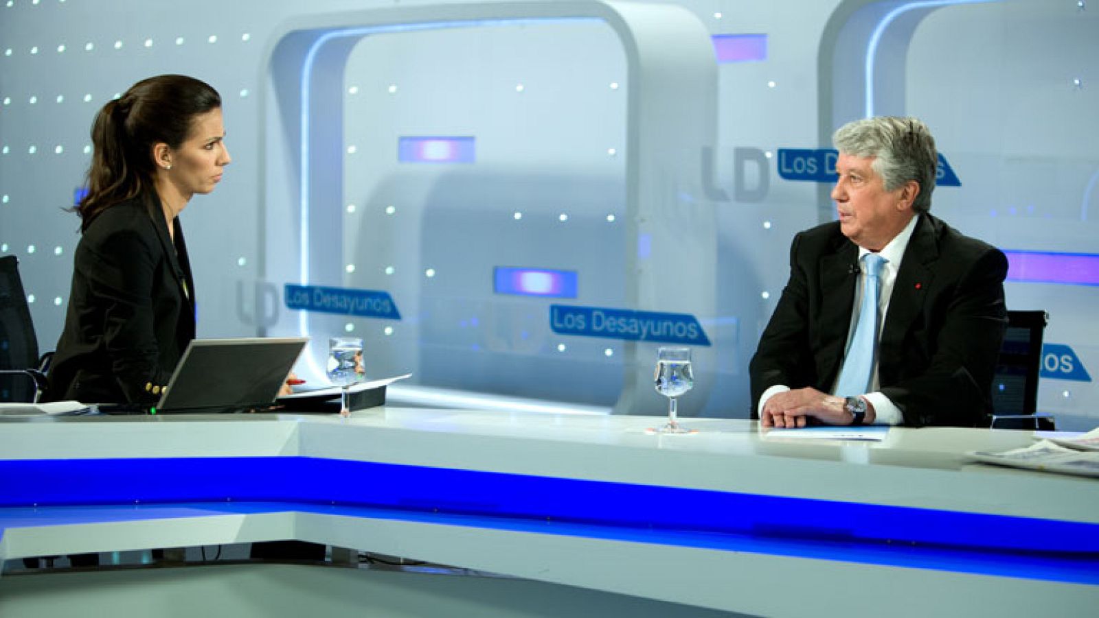 El vicepresidente de la CEOE califica la expropiación de REE de "tomadura de pelo" - Los desayunos | Ver