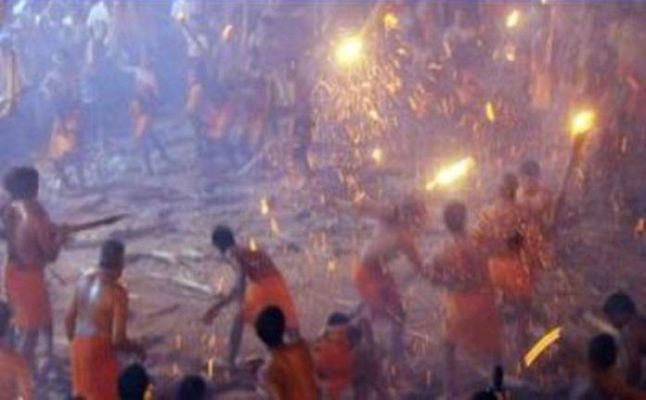 On Off - On Off: Devotos entre llamas