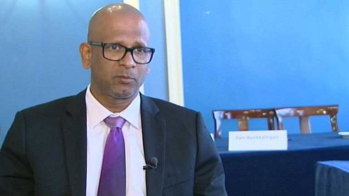 Telediario 1 - ETA quiere hablar de su desarme