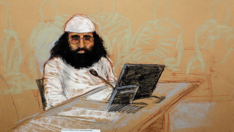 El juicio a los supuestos organizadores del 11 S comienza sumido en el caos