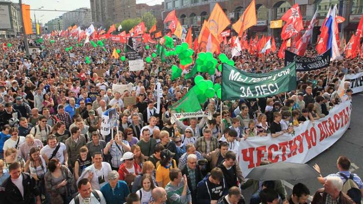 Telediario 1 - Enfrentamientos en Moscú