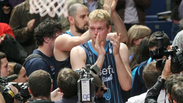 Telediario 1 - Estudiantes, un histórico del baloncesto que desciende por primera vez