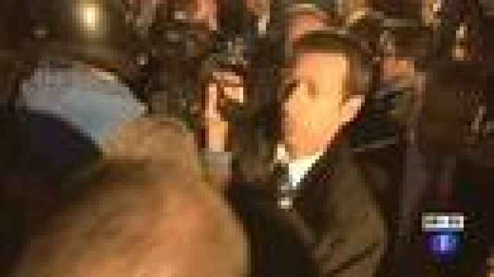 Telediario 1 - Hollande recupera el Elíseo para la izquierda