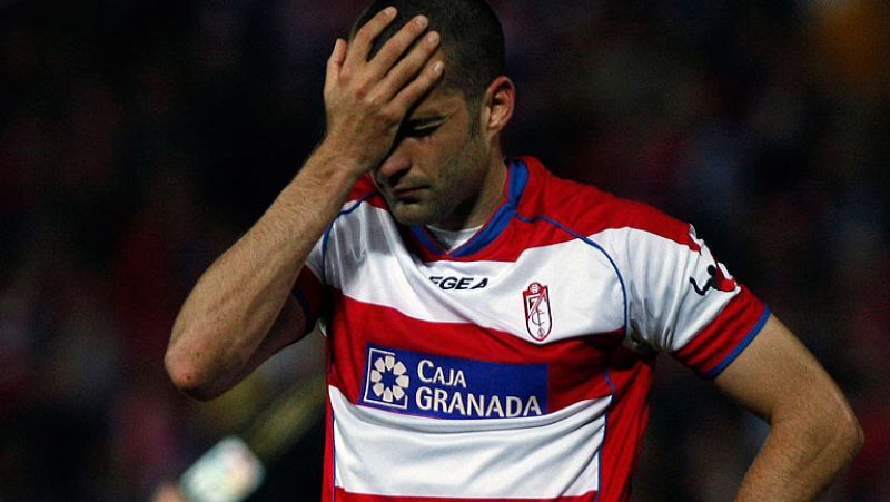 La lucha por evitar el descenso centrará gran parte de la atención de la última jornada de Liga en Primera División, donde Granada, Sporting, Zaragoza, Villarreal y Rayo lucharán por no descender de categoría.