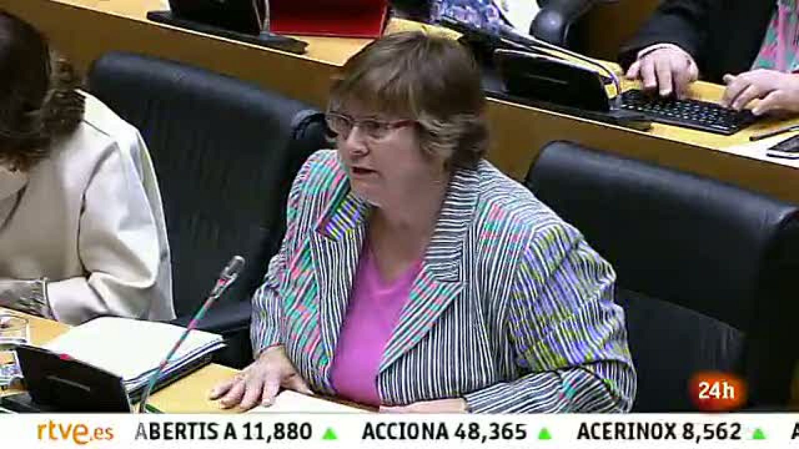 La portavoz del PSOE en el Pacto de Toledo: "Hay familias que prefieren la congelación de las pensiones de 2011"