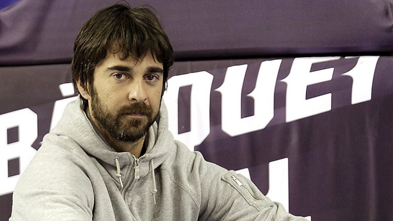 El escolta y capitán del FC Barcelona Regal, Juan Carlos Navarro,  ha comentado que en su sexta participación en una 'Final Four' de la  Euroliga, espera y le gustaría poder levantar la que está en juego  desde este viernes en el Sinan Erdem Arena de