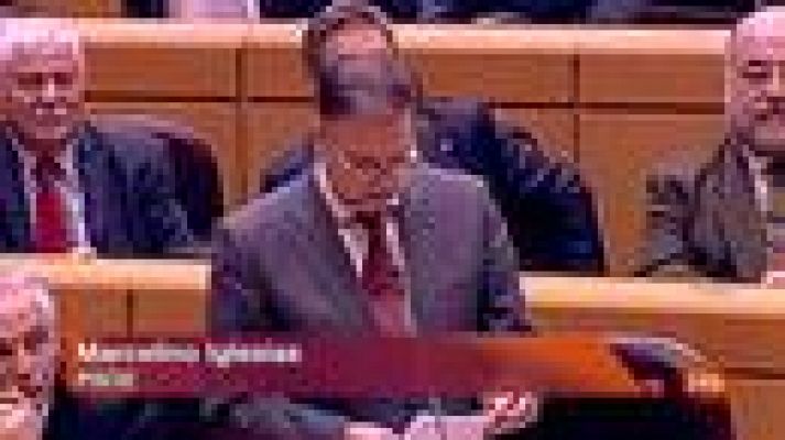Informativo 24h - El PSOE acusa al Rajoy de gastar en un banco los recortes y Rajoy dice que ellos "inyectaron dinero público"
