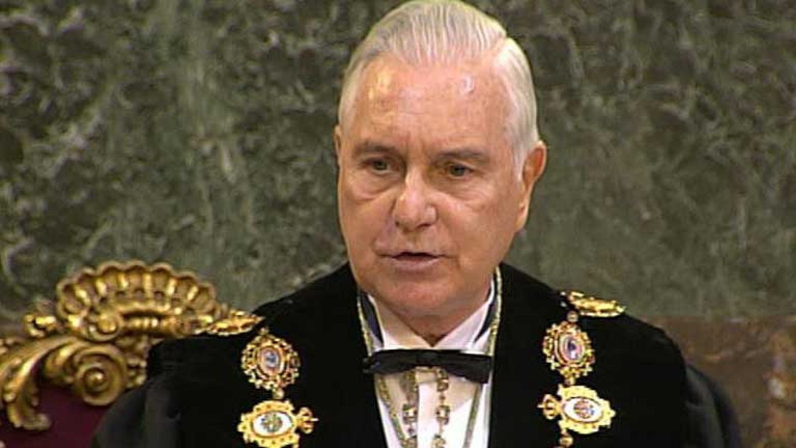 La Fiscalía estudia una denuncia contra Carlos Dívar por presunta malversación de fondos