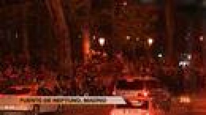 La noche en 24h - Neptuno se viste de rojiblanco