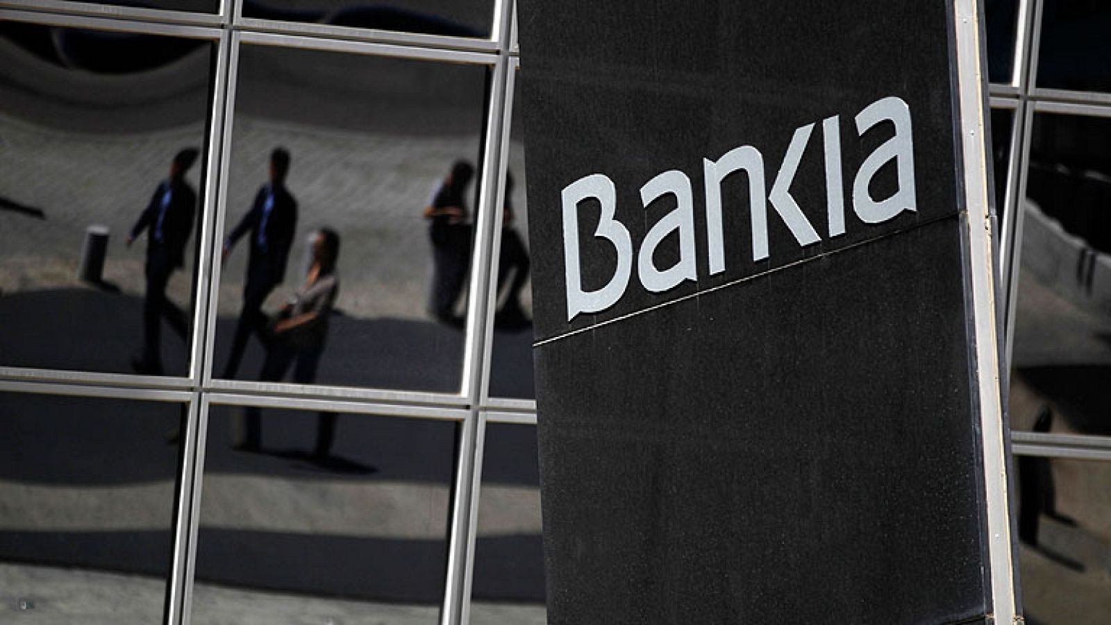 El Gobierno se hace con el control de Bankia
