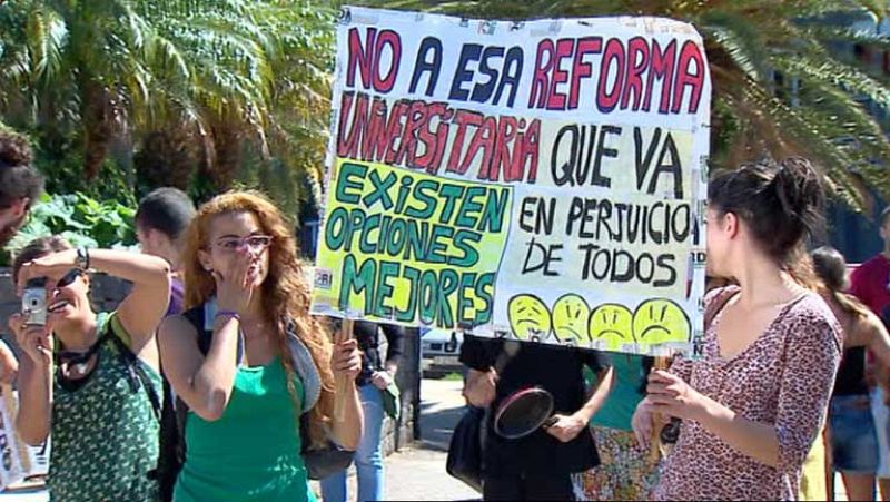  Más de 20 manifestaciones en España contra los recortes en educación