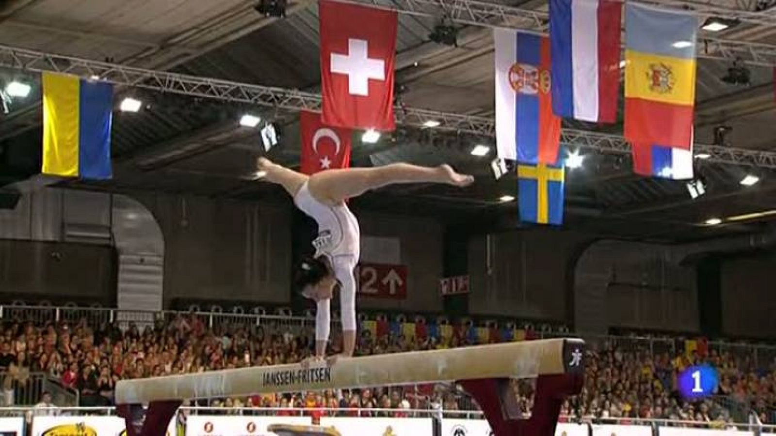 Telediario 1: Rumanía, oro en los campeonatos de Europa de Gimnasia | RTVE Play