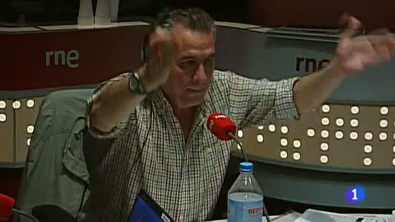 Telediario 1: La emoción de la última jornada se sigue por radio | RTVE Play