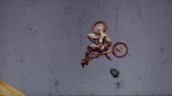 Telediario 1 - Pilotos voladores en el Mundial de los XFighters