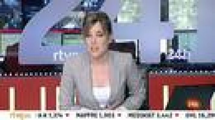 Informativo 24h - La prima de riesgo española modera su subida después de superar los 500 puntos