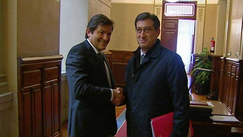 Un acuerdo a tres bandas podría dar el gobierno de Asturias al PSOE