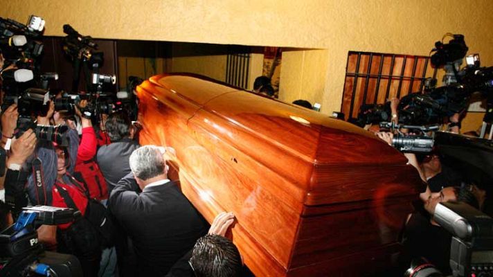 Telediario 1 - Fallece Carlos Fuentes