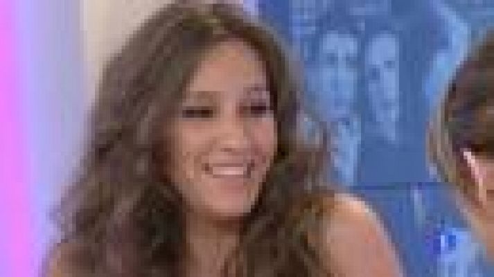 +Gente - María Toledo presenta 'Uñas Rojas'