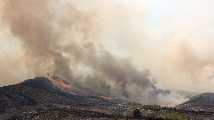 Telediario 1 - Sigue el incendio en la Rasquera