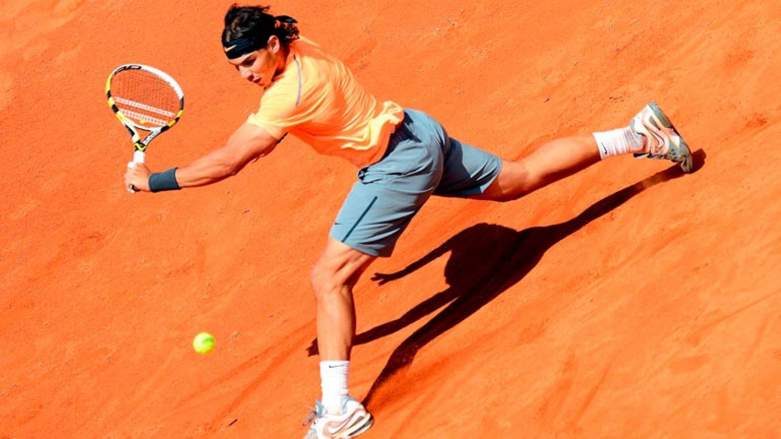 Nadal deja fuera de Roma a Berdych y se medirá a Ferrer en semifinales