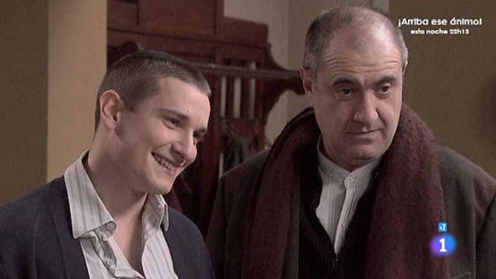 Amar en tiempos revueltos - T7 - Capítulo 178 - Miguel vuelve a casa para regocijo de todos - ver ahora