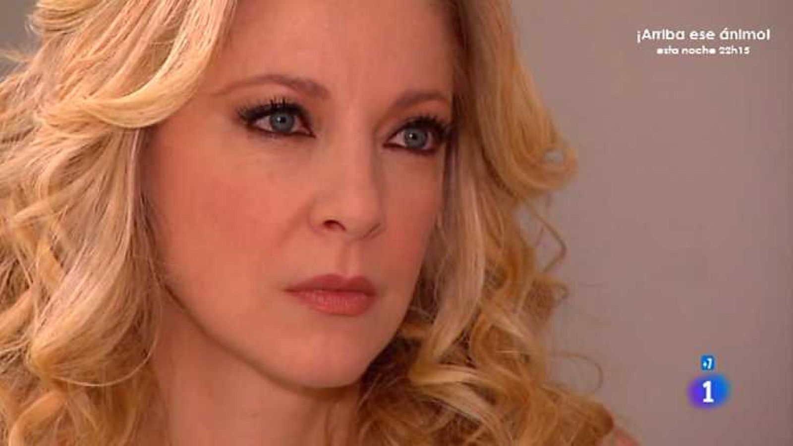 Cielo rojo - Capítulo 90 - Doña Loreto pide a Jesús que se deshaga de Patty - ver ahora