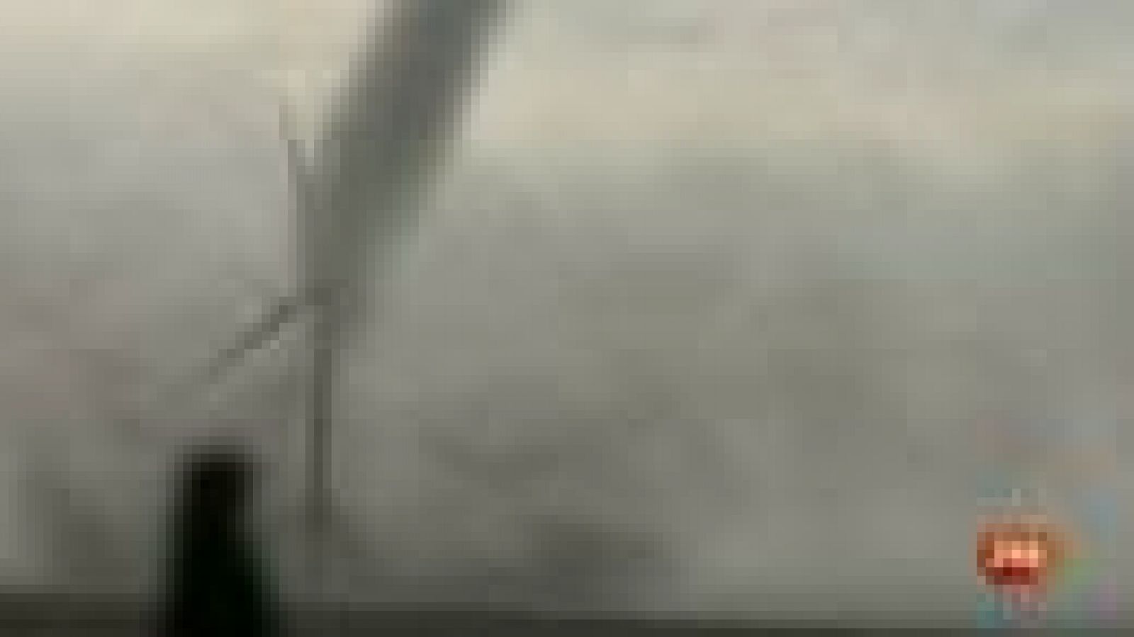 Informativo 24h: Impresionantes imágenes grabadas por un "cazador de tornados" | RTVE Play