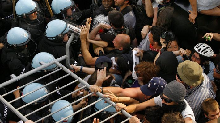 Al menos 45 detenidos y cuatro heridos en una manifestación antiOTAN en Chicago