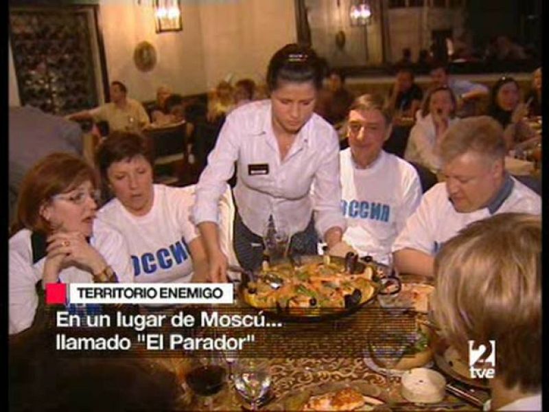   Los españoles que viven en Rusia han vivido con intensidad el partido de la Eurocopa entre España y Rusia.