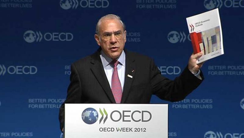 La OCDE prevé decrecimiento, más paro y más déficit del esperado por el gobierno