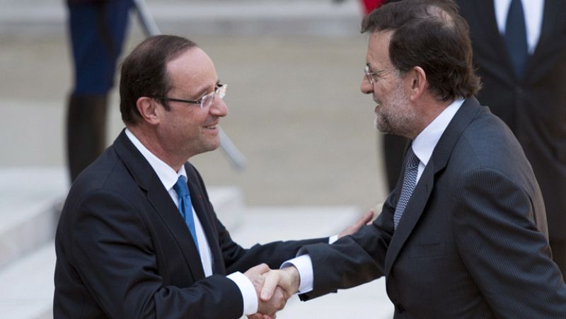  Hollande recibe a Rajoy en el Elíseo