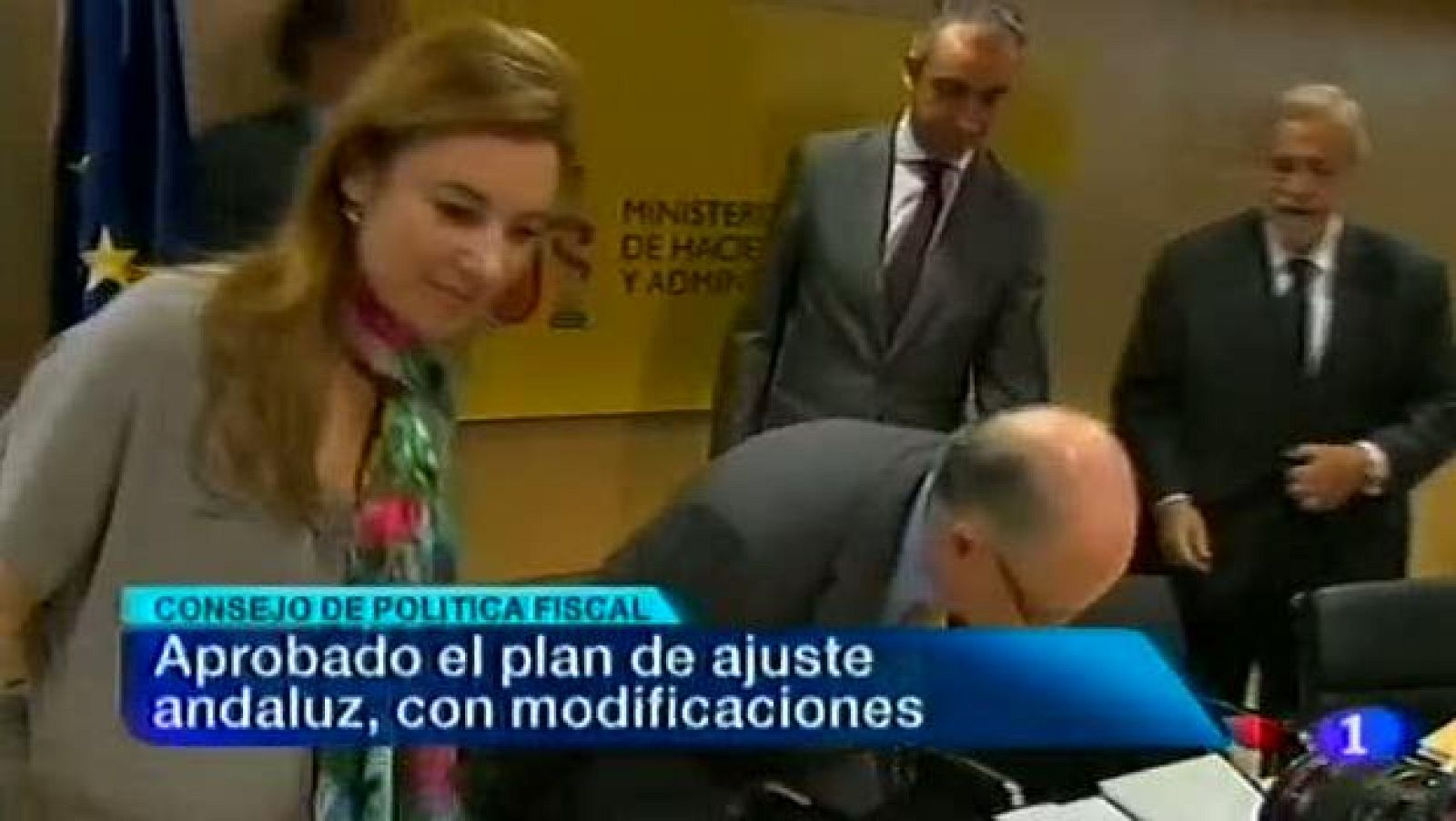  Andalucía pasó el examen del Consejo de Política Fiscal y Financiera, aunque con condiciones, y tras una dura y tensa negociación.congreso Internacional de Aeronáutica que se celebra esta semana en Sevilla, convirtiendo a la ciudad en capital mundial de un sector en auge y de futuro.Caravan, artistas en el camino' es un proyecto en el que participan 11 países y que pretende acercar el teatro a algunos de los lugares más deprimidos de Europa. Ayer recaló en el poblado chabolista sevillano de El Vacie. 