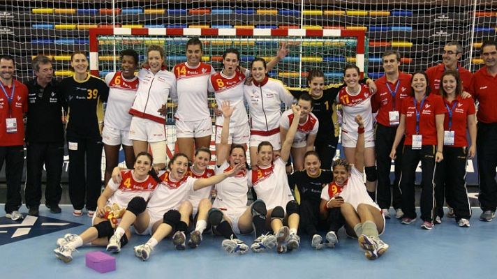 Telediario 1 - La alegría del balonmano femenino español