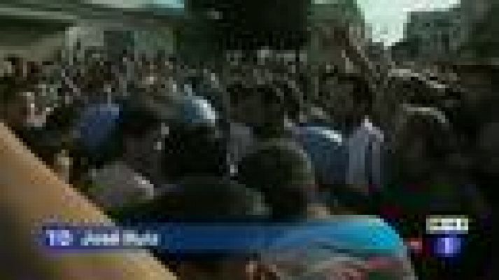 Telediario 1 - El Consejo de Seguridad de la ONU condena por unanimidad la matanza de AI Haula, en Siria